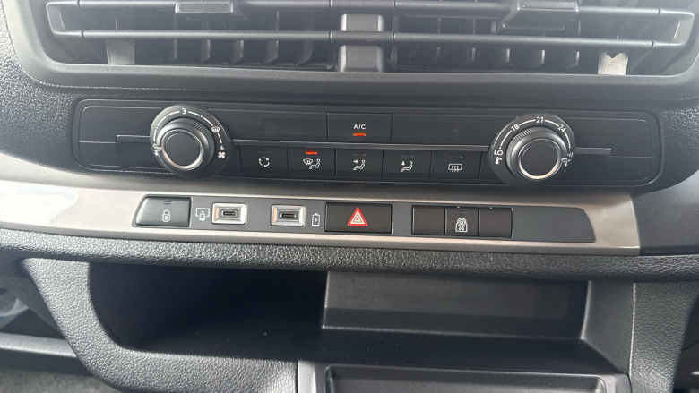 Citroen Space Tourer 100kW You XL [9 Seat] 49kWh 5dr Auto Electric Estate